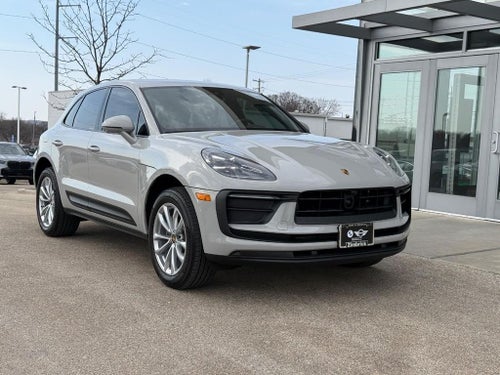 2025 Porsche Macan Base