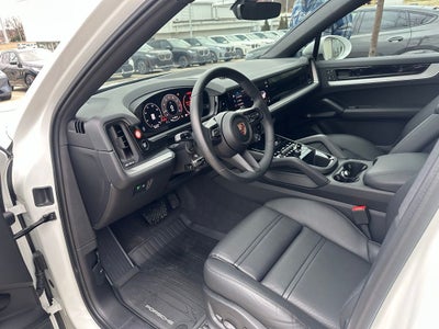 2025 Porsche Cayenne Coupe Base