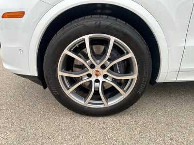 2025 Porsche Cayenne Coupe Base