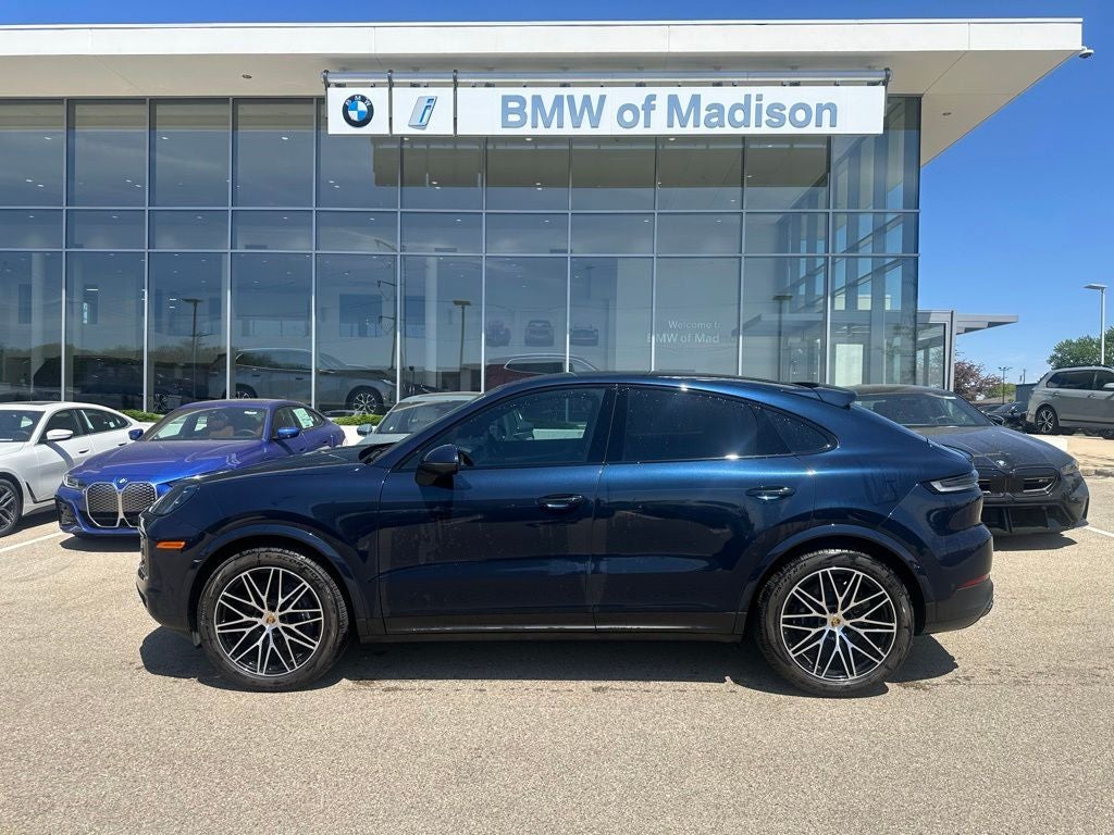 2024 Porsche Cayenne Coupe Base