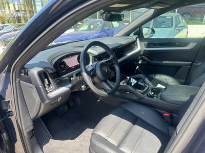 2024 Porsche Cayenne Coupe Base