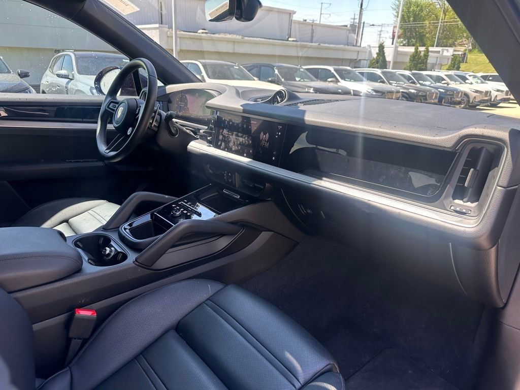2024 Porsche Cayenne Coupe Base