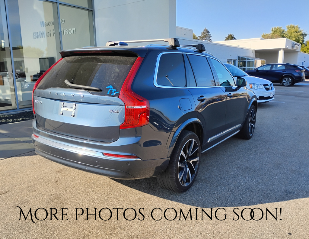 2024 Volvo XC90 B6 Plus Bright Theme