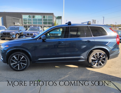 2024 Volvo XC90 B6 Plus Bright Theme