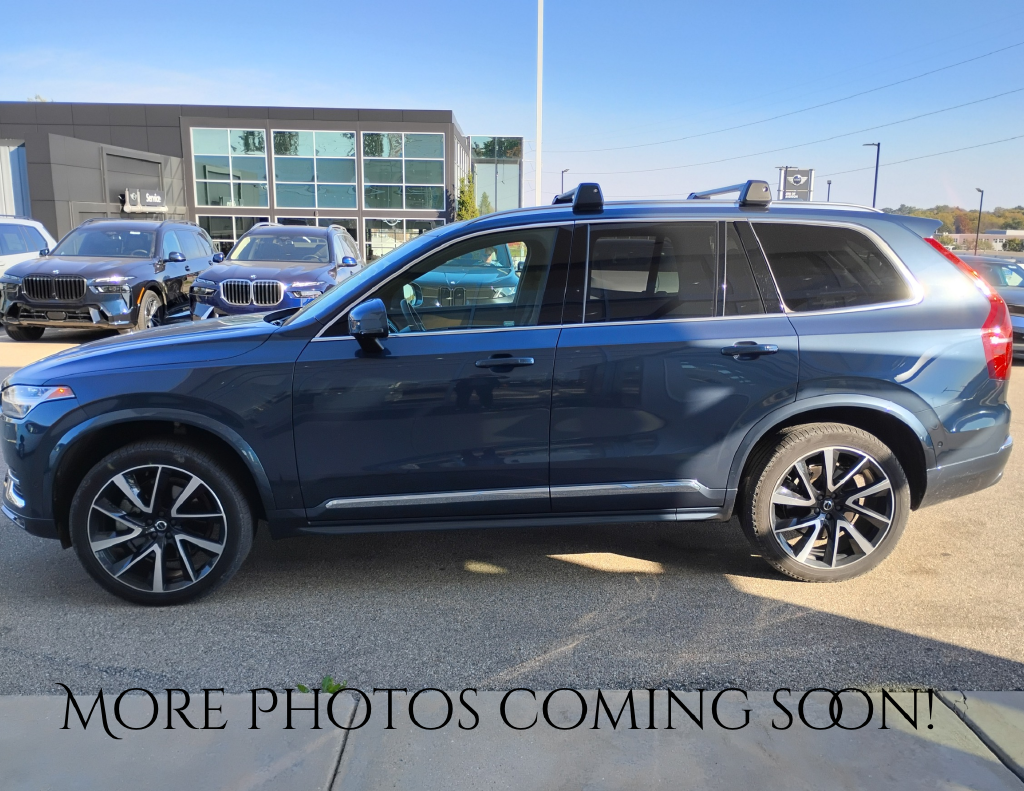 2024 Volvo XC90 B6 Plus Bright Theme
