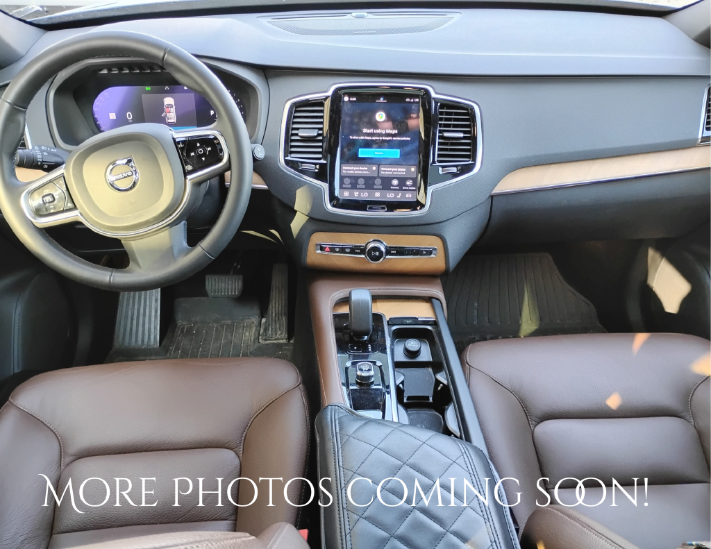 2024 Volvo XC90 B6 Plus Bright Theme