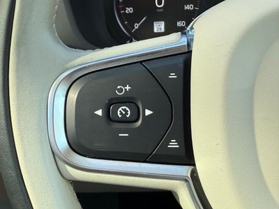 2021 Volvo XC60 T5 Momentum