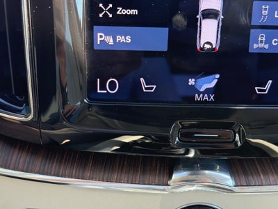 2021 Volvo XC60 T5 Momentum
