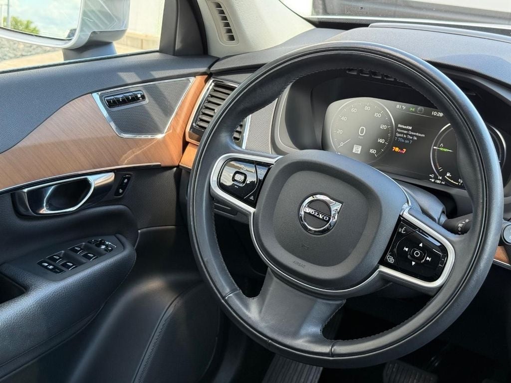 2022 Volvo XC90 Recharge Plug-In Hybrid T8 Inscription Expression 6 Passenger