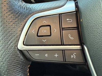 2022 Toyota Sienna Woodland Edition