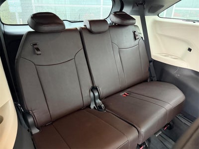 2023 Toyota Sienna Platinum 7 Passenger