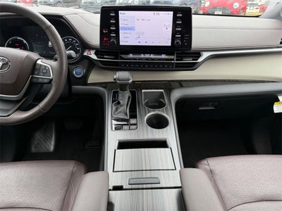 2023 Toyota Sienna Platinum 7 Passenger