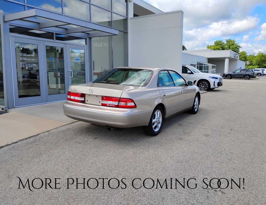 2001 Lexus ES 300