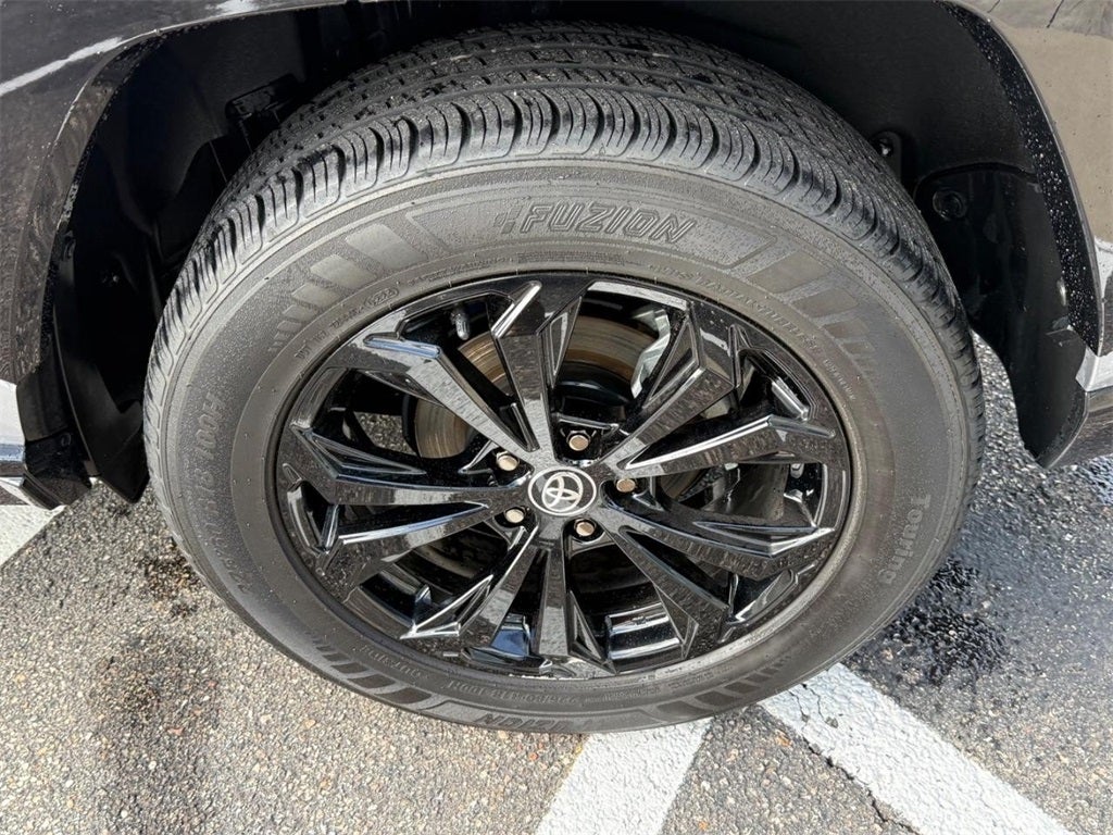 2023 Toyota RAV4 Hybrid SE