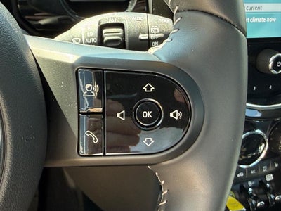 2024 MINI HARDTOP 2 DOOR Iconic