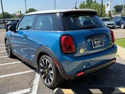 2024 MINI HARDTOP 2 DOOR Iconic
