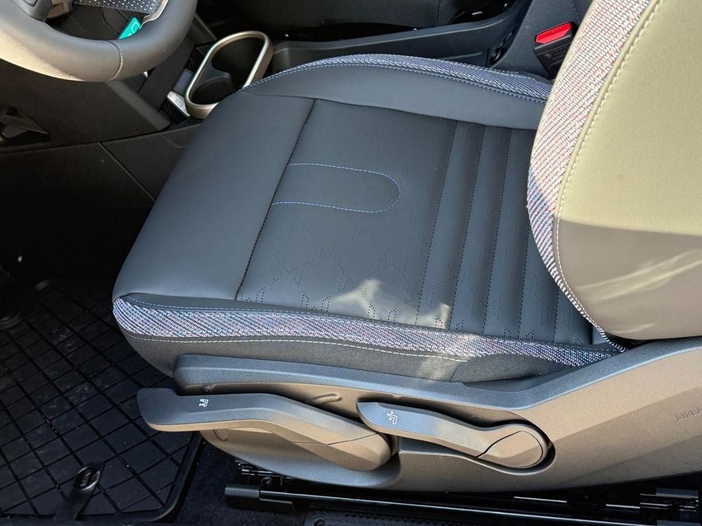 2026 MINI 2 DOOR SIGNATURE PLUS