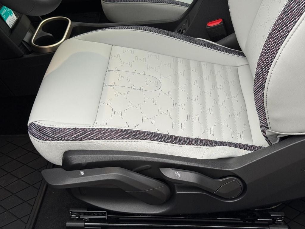 2026 MINI 2 DOOR SIGNATURE PLUS