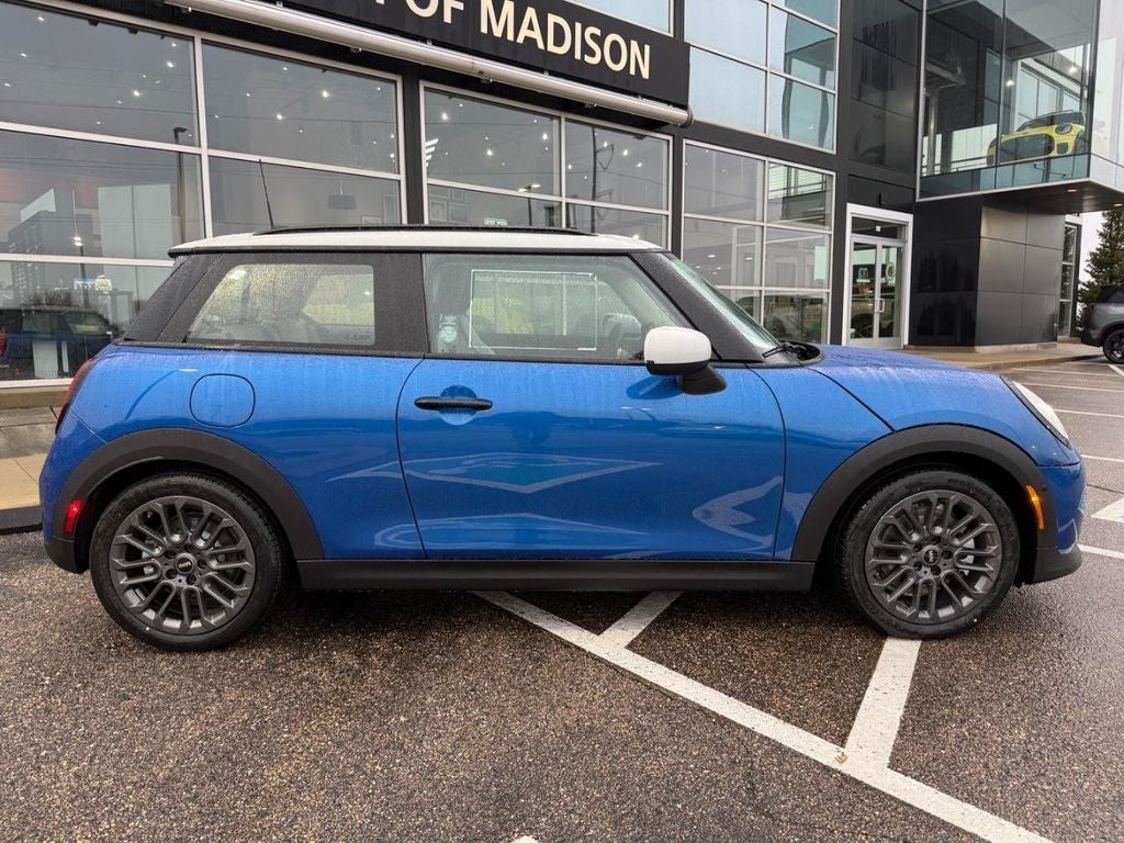 2026 MINI 2 DOOR SIGNATURE PLUS