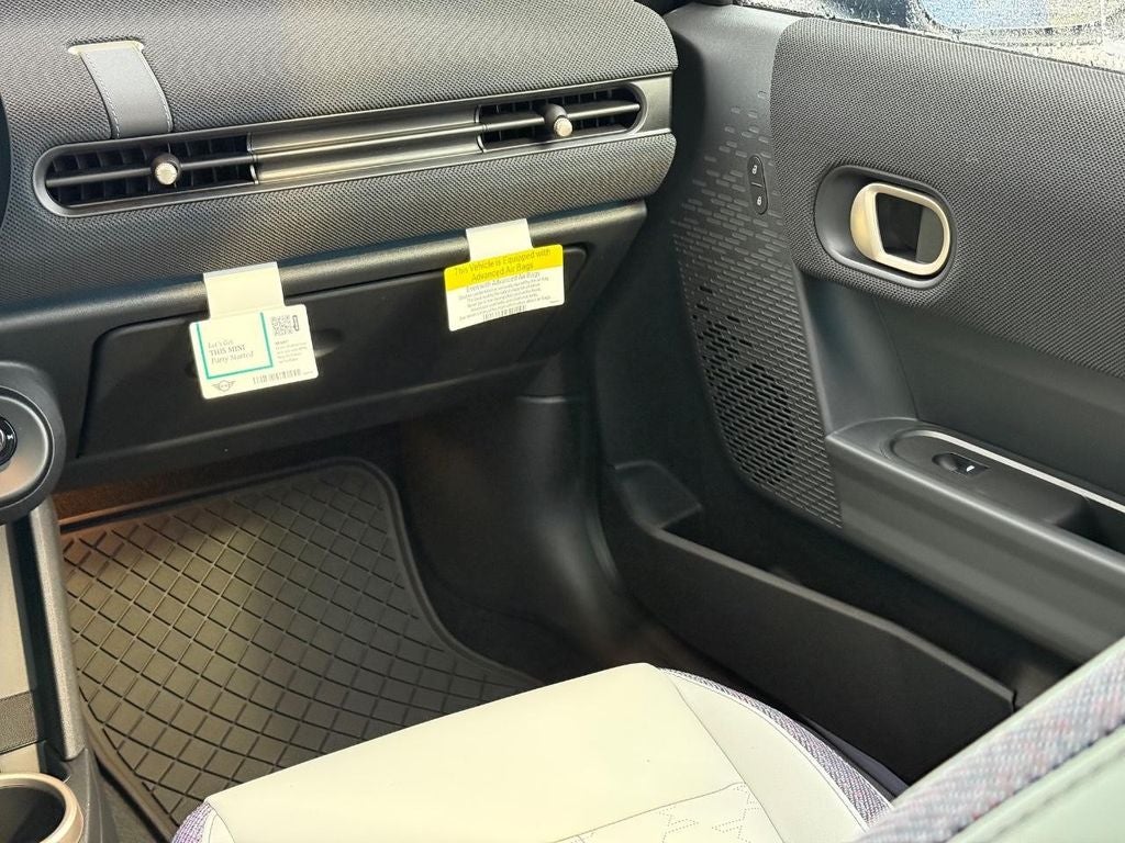 2026 MINI 2 DOOR SIGNATURE PLUS