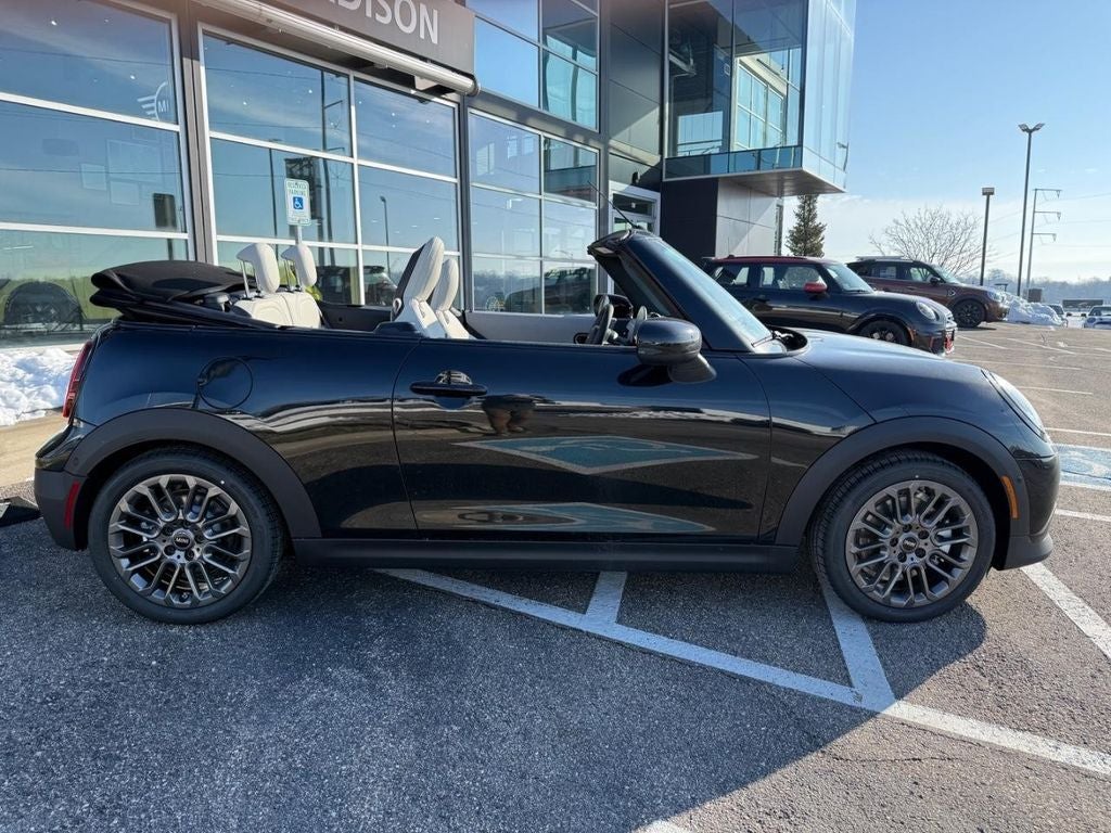 2026 MINI CONVERTIBLE SIGNATURE PLUS