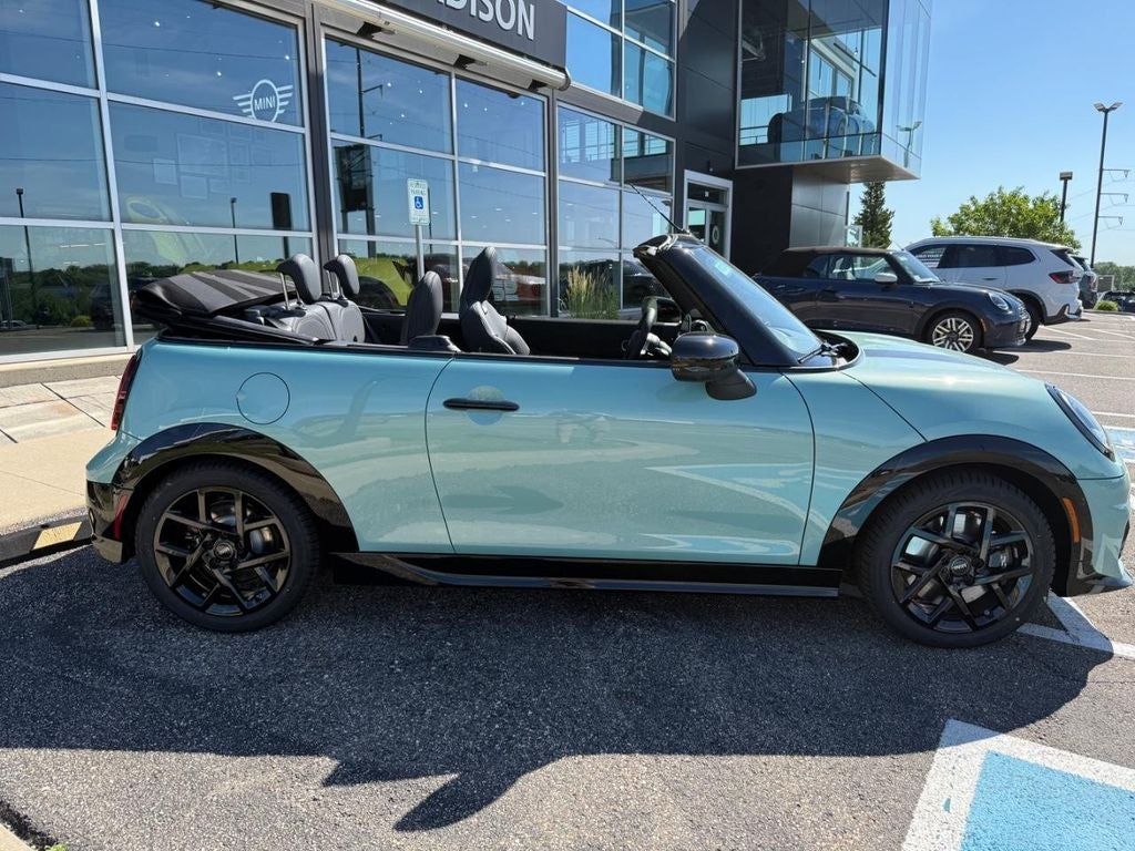2026 MINI CONVERTIBLE ICONIC