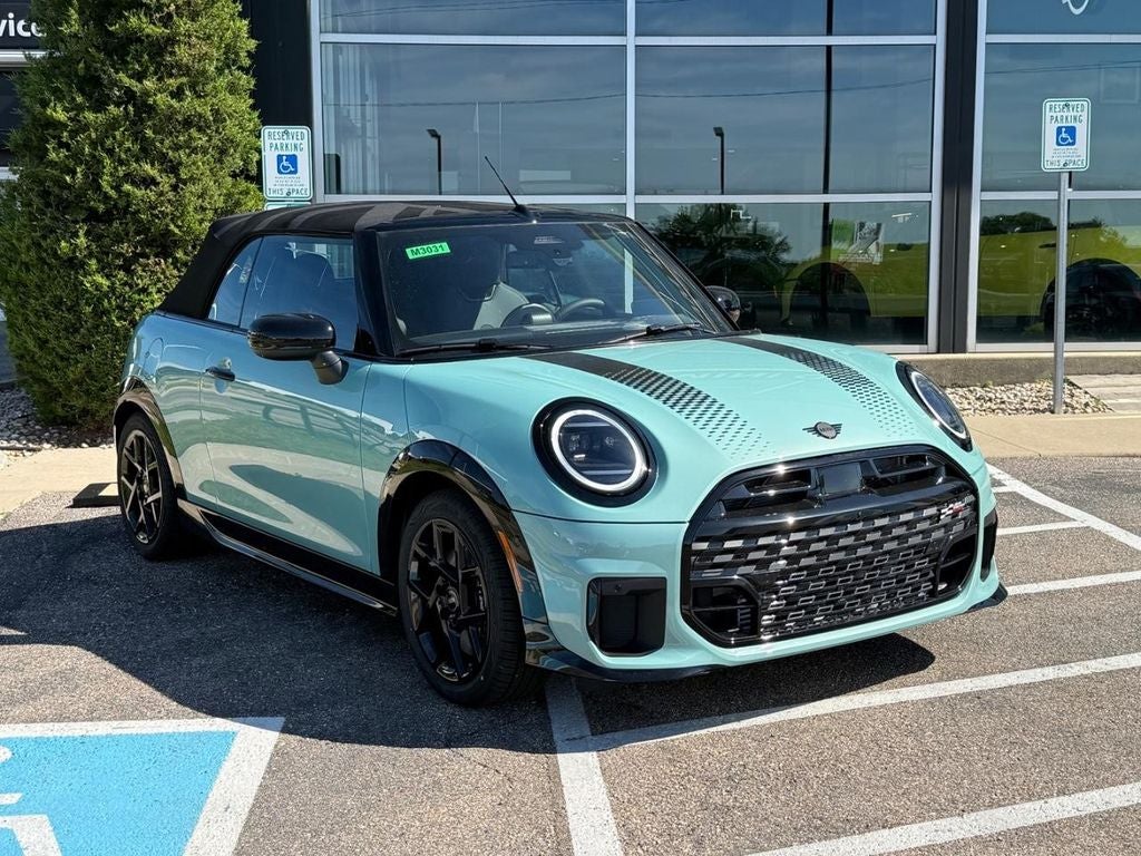 2026 MINI CONVERTIBLE ICONIC