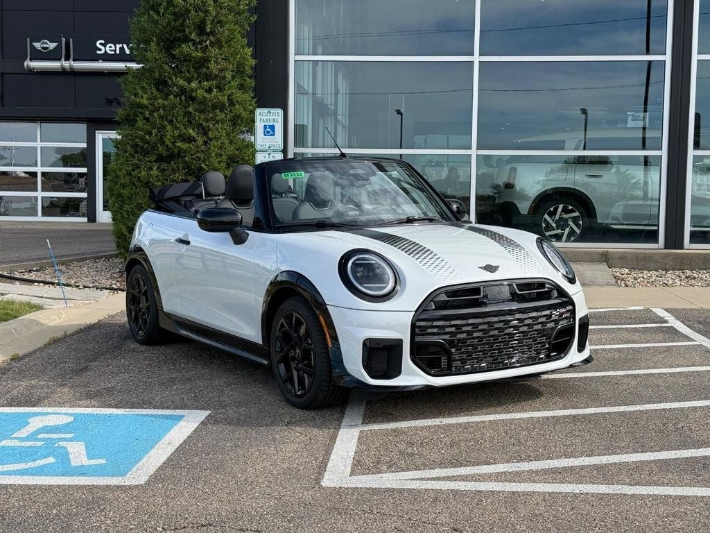 2026 MINI CONVERTIBLE ICONIC