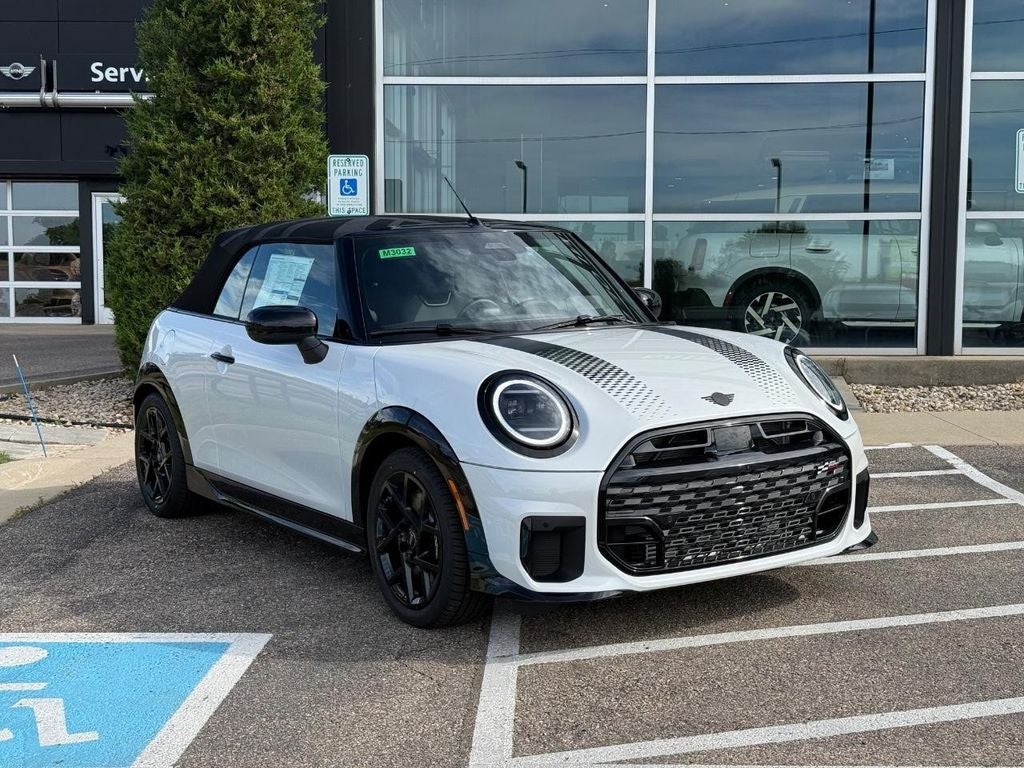 2026 MINI CONVERTIBLE ICONIC