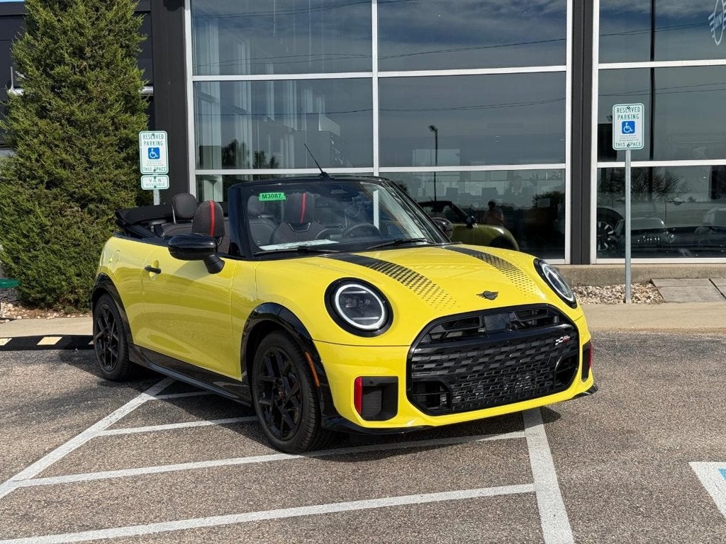 2027 MINI CONVERTIBLE ICONIC