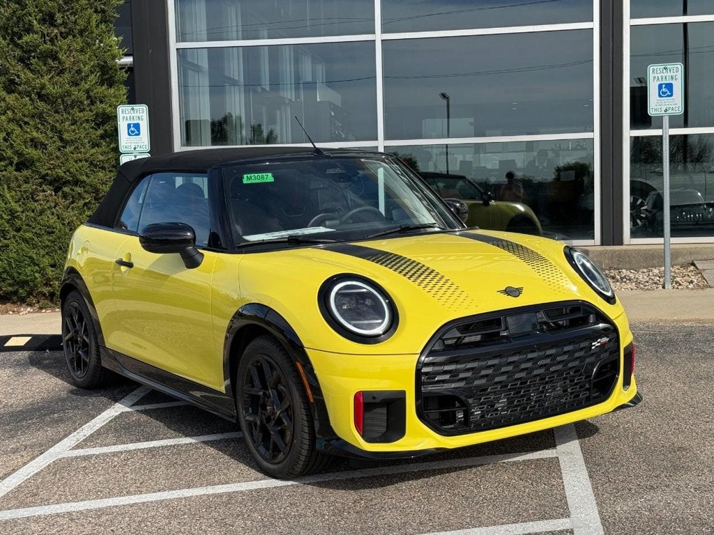 2027 MINI CONVERTIBLE ICONIC