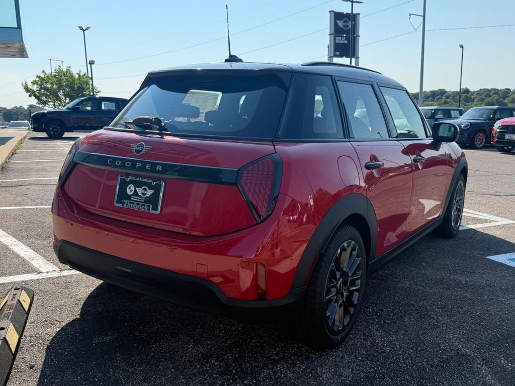 2026 MINI 4 DOOR SIGNATURE PLUS