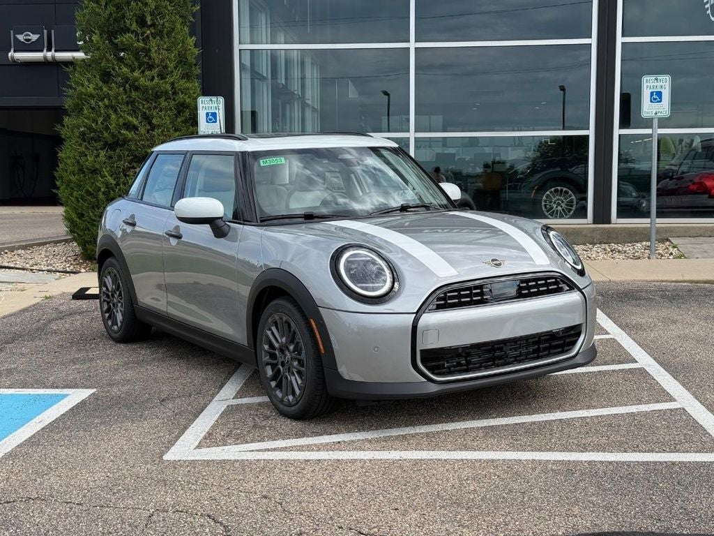 2026 MINI 4 DOOR SIGNATURE PLUS