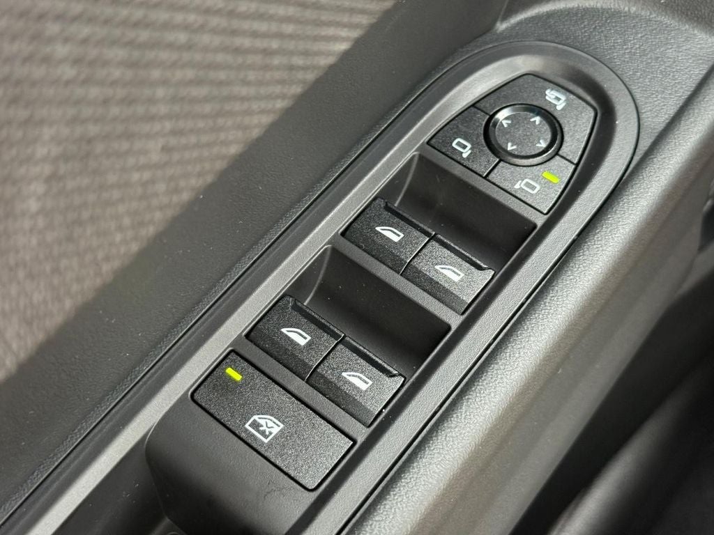 2026 MINI 4 DOOR SIGNATURE PLUS