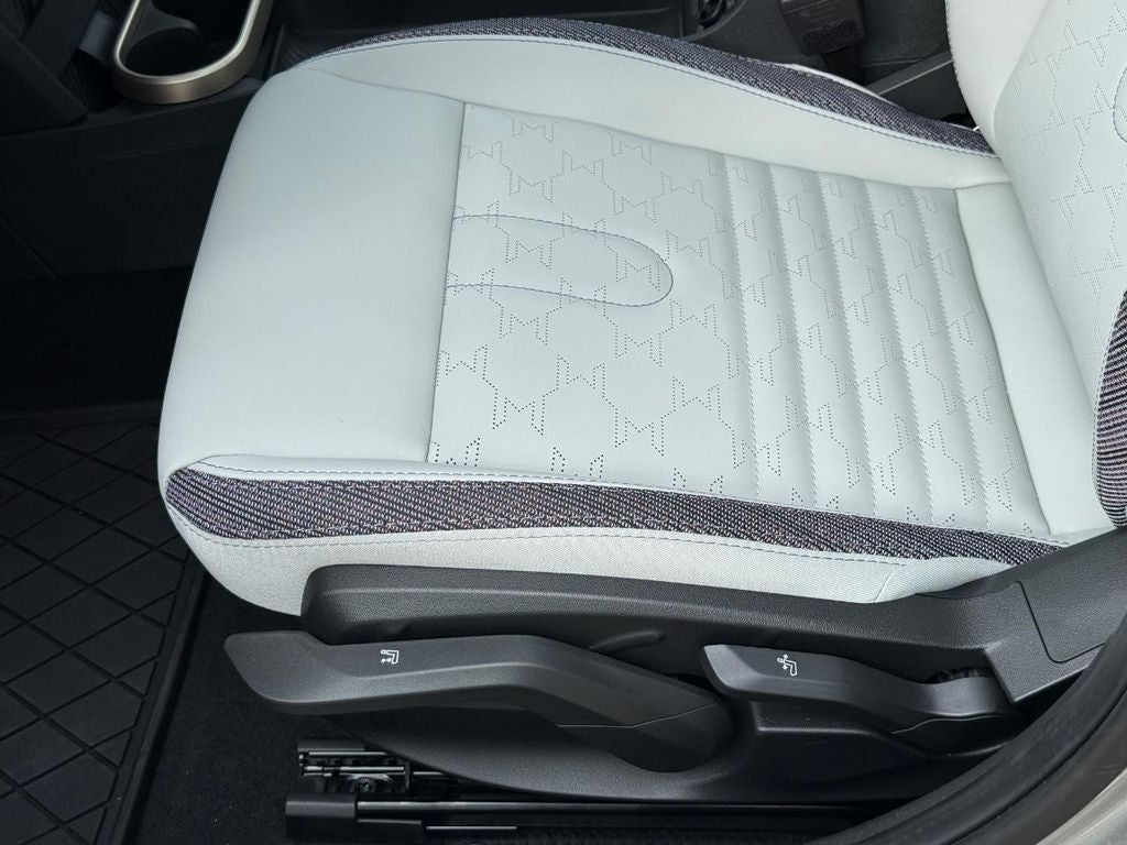 2026 MINI 4 DOOR SIGNATURE PLUS