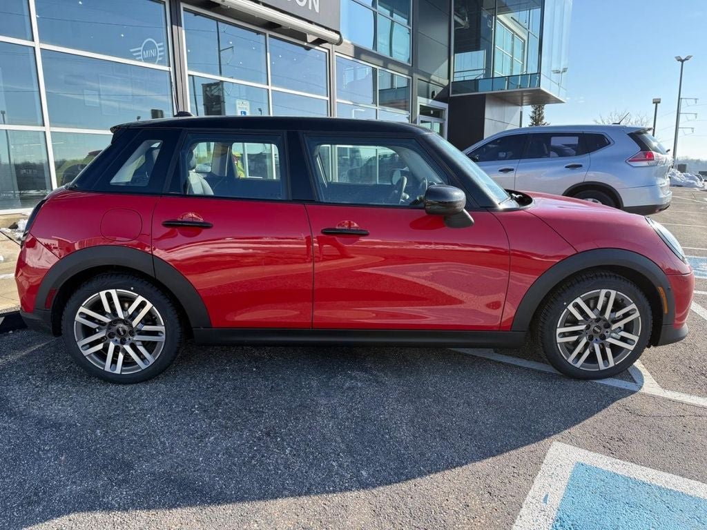 2026 MINI 4 DOOR SIGNATURE PLUS