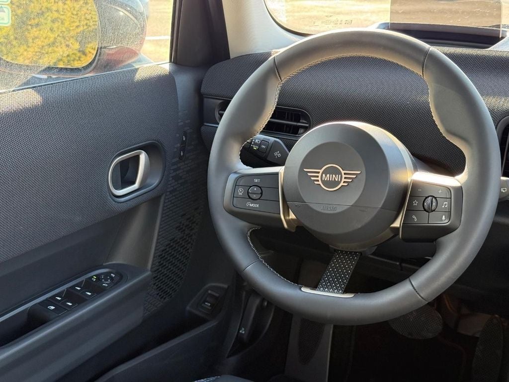 2026 MINI 4 DOOR SIGNATURE PLUS