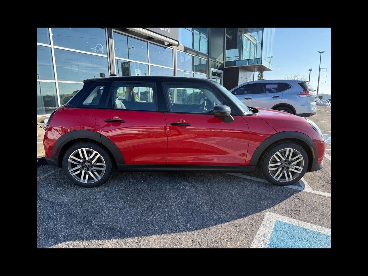 2026 MINI 4 DOOR SIGNATURE PLUS