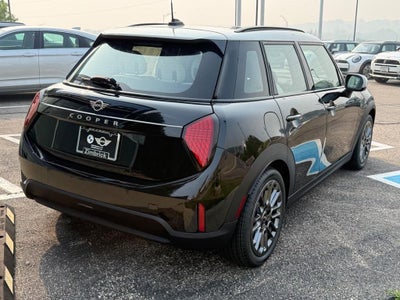2026 MINI 4 DOOR ICONIC