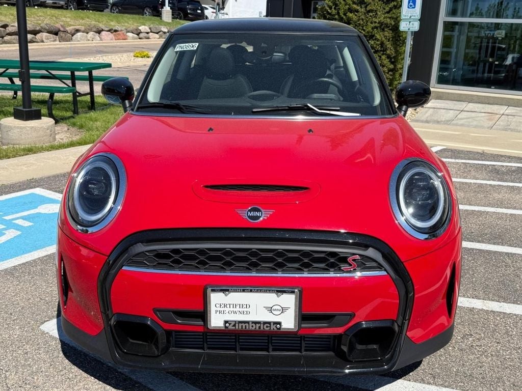 2024 MINI HARDTOP 2 DOOR Signature