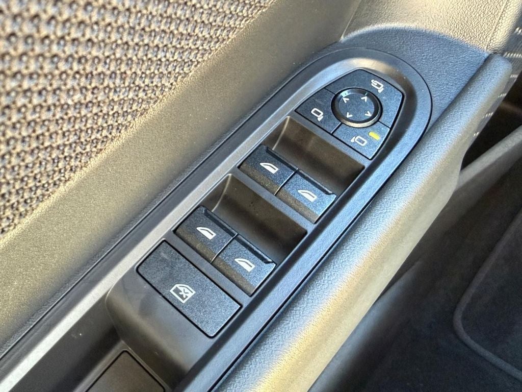 2026 MINI 4 DOOR SIGNATURE PLUS