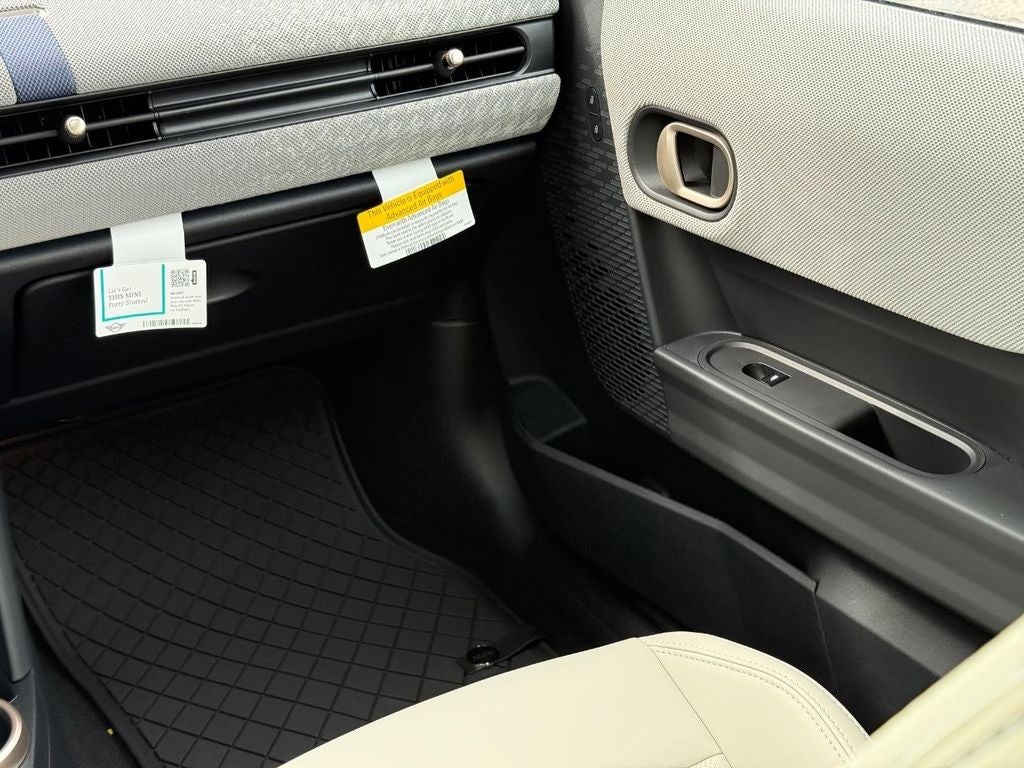 2026 MINI 4 DOOR SIGNATURE PLUS