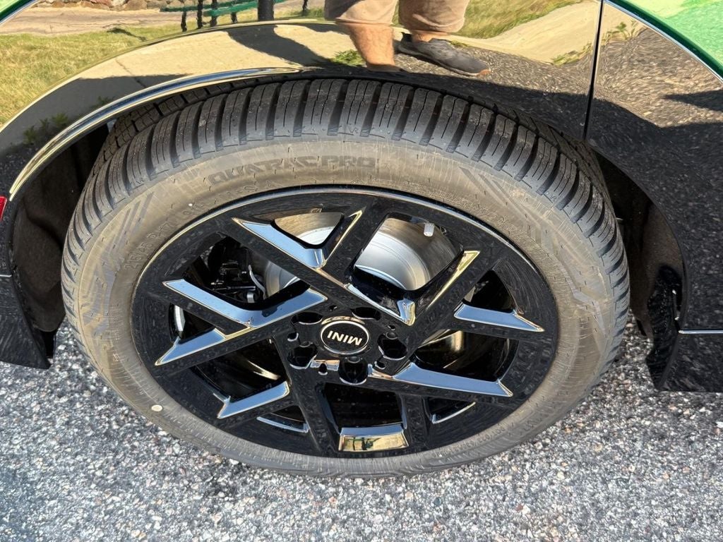 2026 MINI 4 DOOR ICONIC