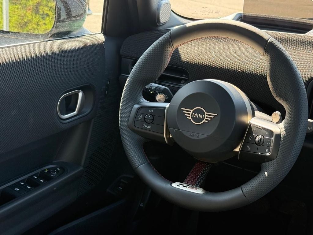 2026 MINI 4 DOOR ICONIC