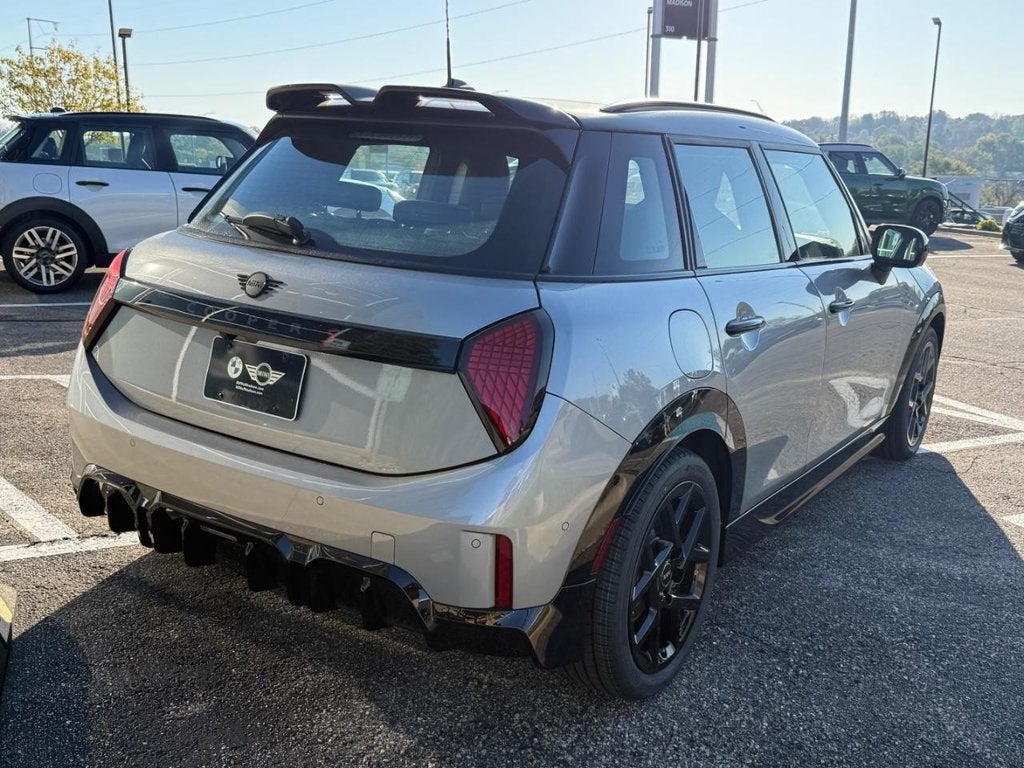2027 MINI 4 DOOR ICONIC