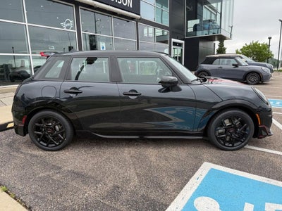 2026 MINI 4 DOOR ICONIC