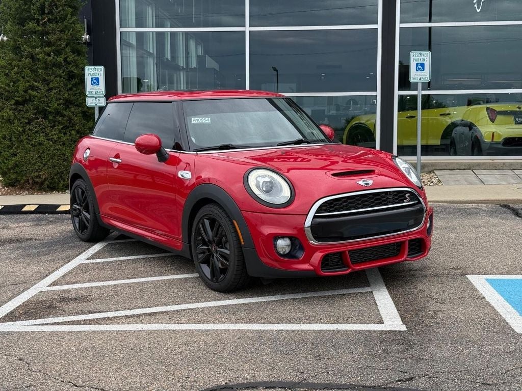 2017 MINI Cooper S's photo