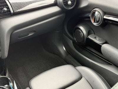 2017 MINI HARDTOP 2 DOOR Base