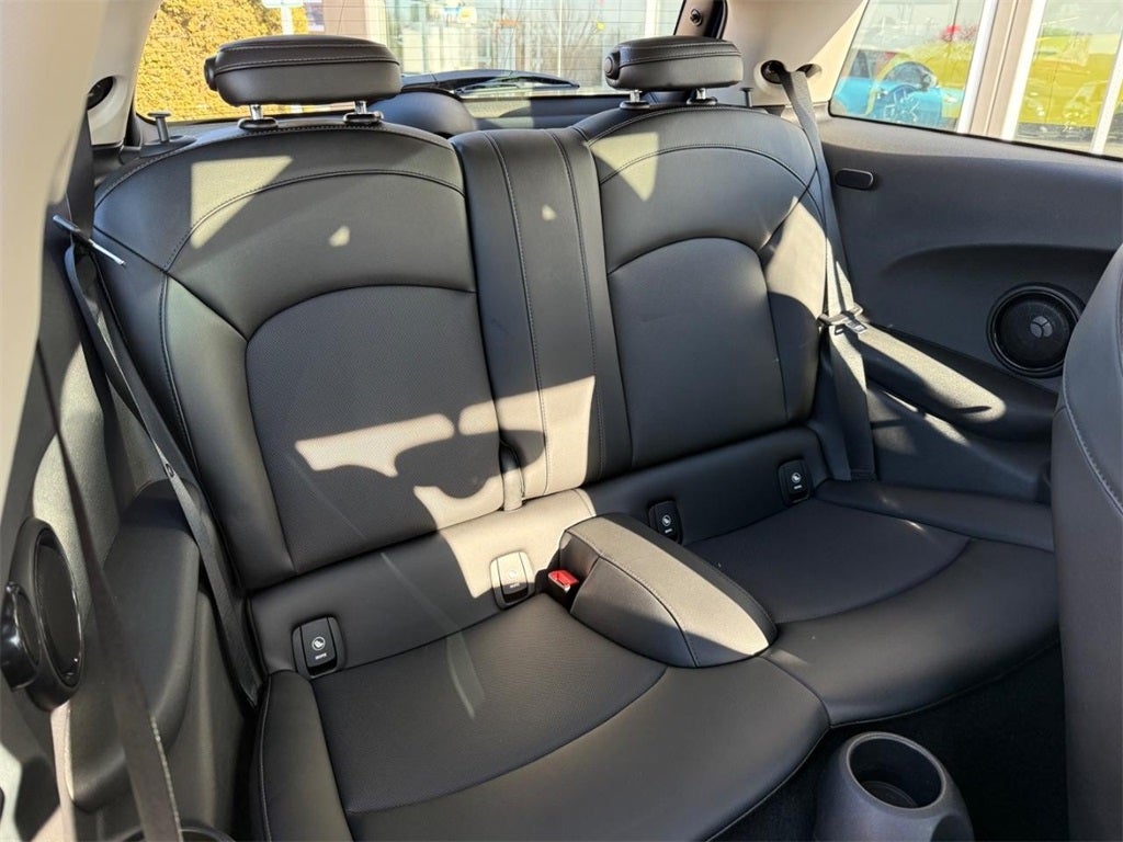 2016 MINI Cooper S Base