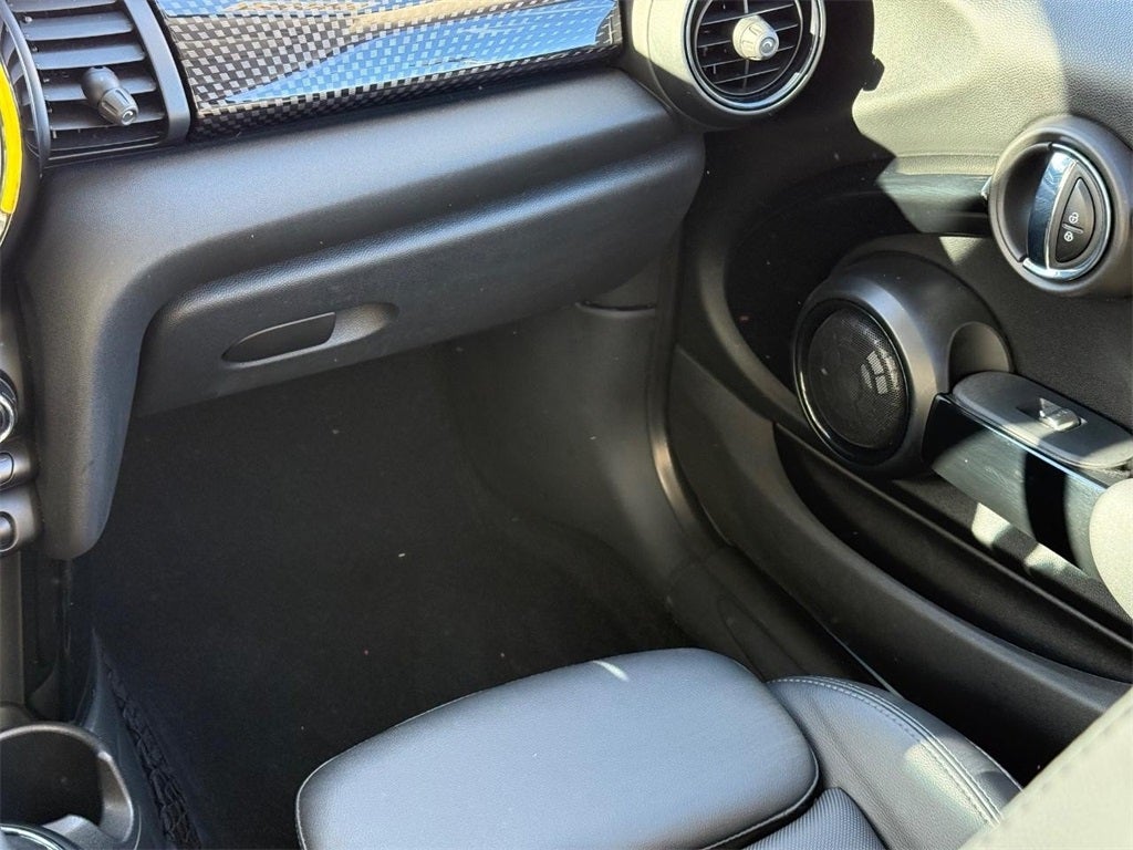 2016 MINI Cooper S Base